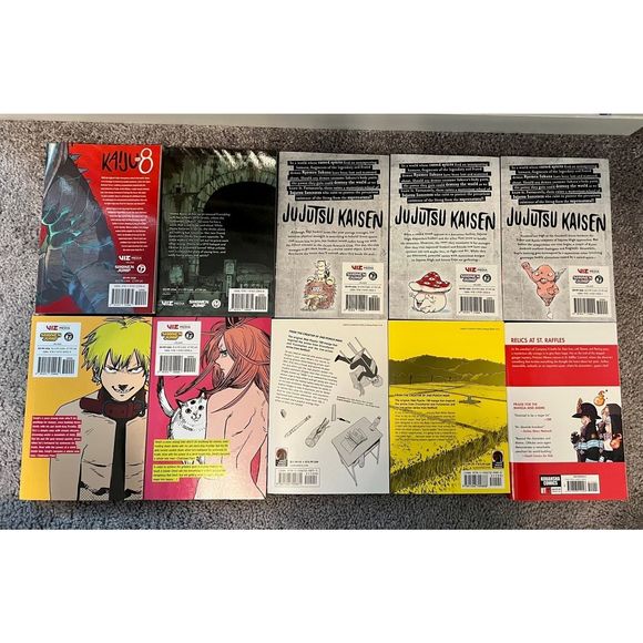 Bestsellers Manga Bundle - Picture 3 of 7